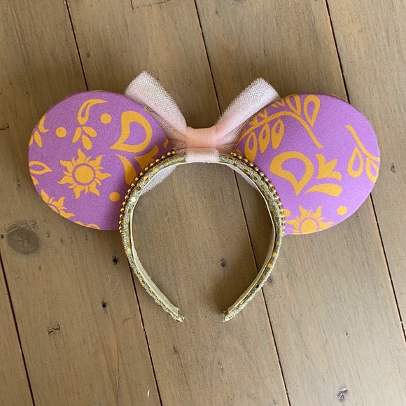 Custom Tangled Disney Mouse Ears - Picture 3 of 4